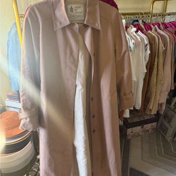 London Fog Beige Trench Coat - Picture 8 of 8